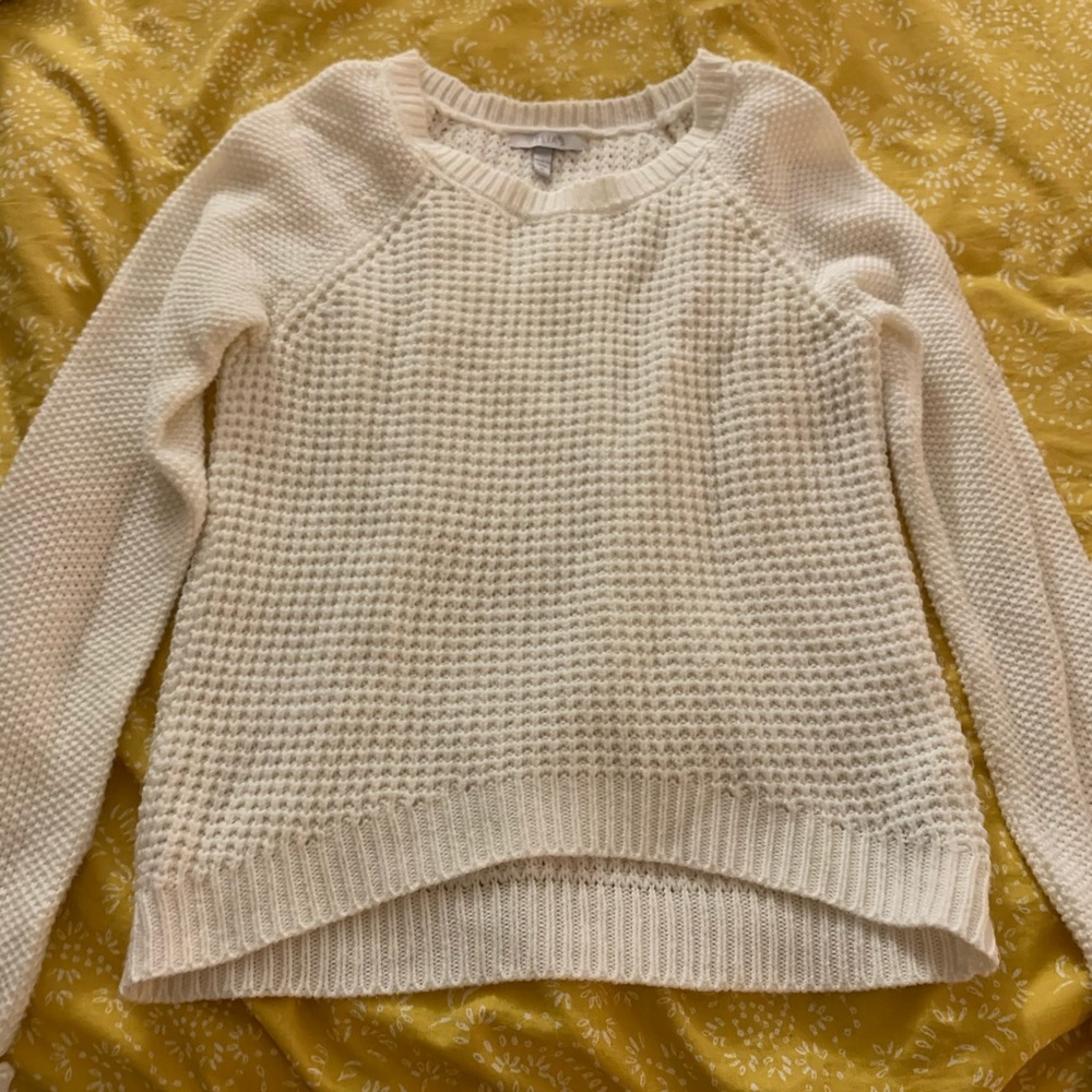 White sweater💖